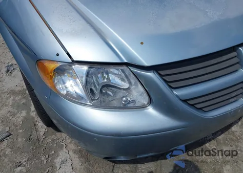 2005 Dodge Grand Caravan Sxt z USA, uszkodzony, nr VIN 2D4GP44L85R114074